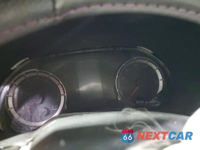 Zdjęcie 9 z 11 samochodu: 2022 TOYOTA HIGHLANDER L VIN:5TDCZRAH0NS130487 - miniatura