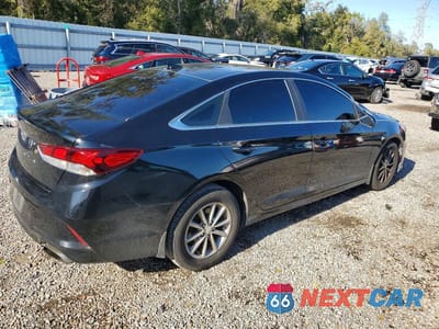 Trzecie zdjęcie samochodu z tyłu: 2019 HYUNDAI SONATA SE VIN:5NPE24AFXKH761912 - miniatura