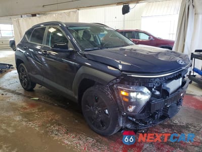 Czwarte zdjęcie samochodu z boku: 2026 HYUNDAI KONA SEL SPORT VIN:KM8HFCAB5TU380142 - miniatura