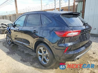 Drugie zdjęcie samochodu z przodu: 2024 FORD ESCAPE ST LINE VIN:1FMCU9MN5RUA64175 - miniatura