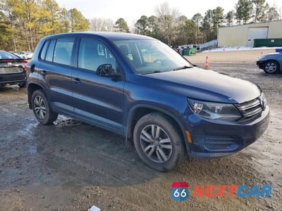 Czwarte zdjęcie samochodu z boku: 2014 VOLKSWAGEN TIGUAN S VIN:WVGBV3AX3EW560263 - miniatura