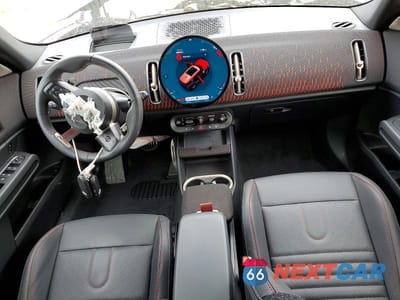 Zdjęcie 8 z 11 samochodu: 2025 MINI COUNTRYMAN JCW ALL4 VIN:WMZ33GA05S7R83540 - miniatura