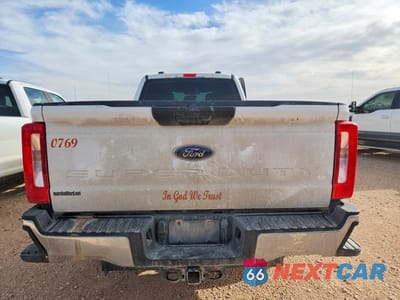 Zdjęcie 6 z 13 samochodu: 2023 FORD F350 SUPER DUTY VIN:1FT8W3BA9PEC30769 - miniatura