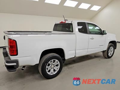 Trzecie zdjęcie samochodu z tyłu: 2022 CHEVROLET COLORADO VIN:1GCHSCEAXN1260004 - miniatura