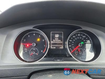 Zdjęcie 9 z 12 samochodu: 2015 VOLKSWAGEN GOLF VIN:3VW217AU9FM015583 - miniatura