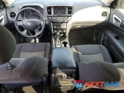 Zdjęcie 8 z 13 samochodu: 2019 NISSAN PATHFINDER S VIN:5N1DR2MNXKC607397 - miniatura
