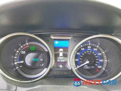 Zdjęcie 9 z 11 samochodu: 2011 HYUNDAI SONATA HYBRID PREMIUM VIN:KMHEC4A46BA008232 - miniatura