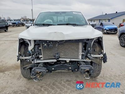 Piąte zdjęcie samochodu w środku: 2023 FORD F150 SUPERCREW VIN:1FTFW1E51PFC18832 - miniatura