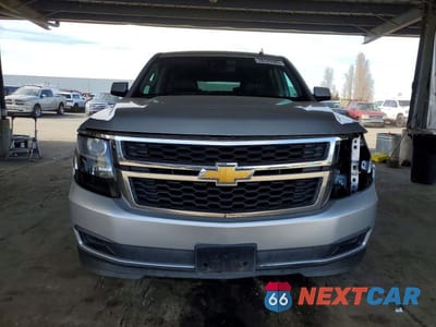 Piąte zdjęcie samochodu w środku: 2015 CHEVROLET SUBURBAN K1500 LT VIN:1GNSKJKC4FR154951 - miniatura