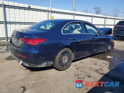 Trzecie zdjęcie samochodu z tyłu: 2022 MERCEDES-BENZ C 300 4MATIC VIN:W1KAF4HB5NR035464 - miniatura