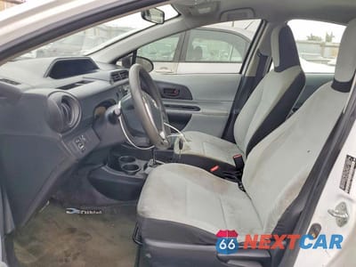 Zdjęcie 7 z 11 samochodu: 2013 TOYOTA PRIUS C VIN:JTDKDTB33D1528718 - miniatura