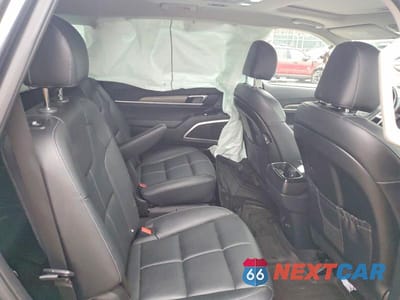 Zdjęcie 11 z 12 samochodu: 2021 KIA TELLURIDE EX VIN:5XYP3DHC0MG118397 - miniatura