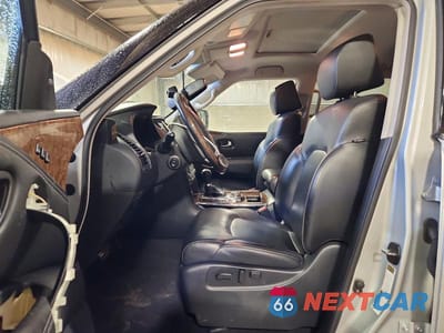 Zdjęcie 7 z 13 samochodu: 2017 INFINITI QX80 BASE VIN:JN8AZ2NC4H9431462 - miniatura