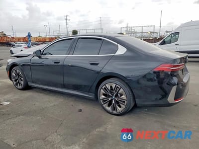 Drugie zdjęcie samochodu z przodu: 2024 BMW 530 I VIN:WBA43FJ07RCR74755 - miniatura