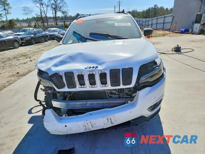 Piąte zdjęcie samochodu w środku: 2023 JEEP CHEROKEE ALTITUDE LUX VIN:1C4PJMMB4PD110888 - miniatura