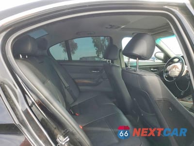 Zdjęcie 10 z 12 samochodu: 2006 BMW 330 I VIN:WBAVB33566KS33612 - miniatura