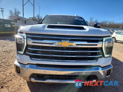 Piąte zdjęcie samochodu w środku: 2025 CHEVROLET SILVERADO K2500 HEAVY DUTY LTZ VIN:1GC1KPEY3SF324789 - miniatura