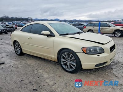 Czwarte zdjęcie samochodu z boku: 2010 VOLVO C70 T5 VIN:YV1672MC9AJ092463 - miniatura