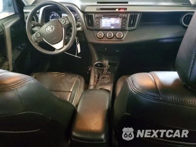 Zdjęcie 8 z 13 samochodu: 2018 TOYOTA RAV4 LE VIN:2T3BFREV8JW776941 - miniatura