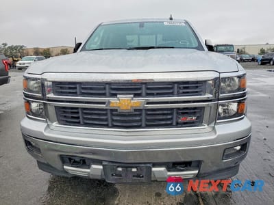 Piąte zdjęcie samochodu w środku: 2015 CHEVROLET SILVERADO K1500 LT VIN:3GCUKREC2FG115299 - miniatura
