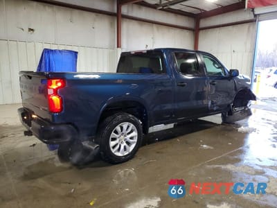 Trzecie zdjęcie samochodu z tyłu: 2020 CHEVROLET SILVERADO K1500 CUSTOM VIN:3GCPYBEH6LG450091 - miniatura