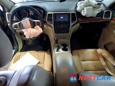 Zdjęcie 8 z 12 samochodu: 2012 JEEP GRAND CHEROKEE LIMITED VIN:1C4RJFBG8CC302284 - miniatura