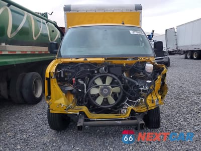 Piąte zdjęcie samochodu w środku: 2023 GMC SAVANA BOX TRUCK VIN:1GD07RFP7P1116266 - miniatura