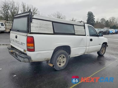Trzecie zdjęcie samochodu z tyłu: 2000 CHEVROLET SILVERADO VIN:1GCEC14W5YE304960 - miniatura