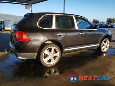 Trzecie zdjęcie samochodu z tyłu: 2004 PORSCHE CAYENNE TURBO VIN:WP1AC29PX4LA90901 - miniatura