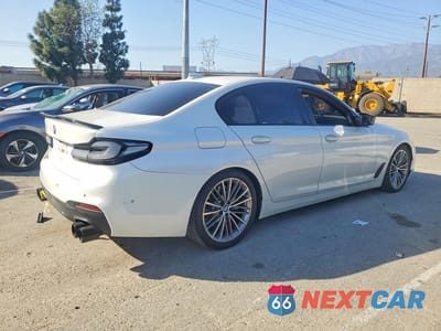 Trzecie zdjęcie samochodu z tyłu: 2020 BMW 540 I VIN:WBAJS1C08LWW62682 - miniatura
