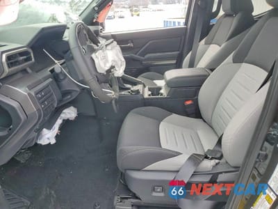 Zdjęcie 7 z 12 samochodu: 2025 TOYOTA TACOMA DOUBLE CAB VIN:3TMLB5JNXSM151104 - miniatura