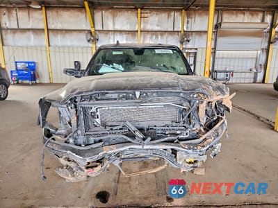 Piąte zdjęcie samochodu w środku: 2022 RAM 2500 LARAMIE VIN:3C6UR5NL7NG240826 - miniatura