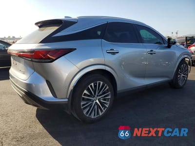 Trzecie zdjęcie samochodu z tyłu: 2024 LEXUS RX 350H BASE VIN:2T2BBMCA0RC057229 - miniatura