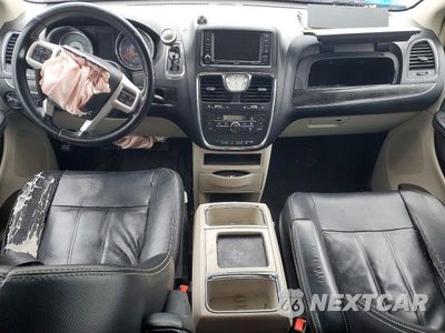 Zdjęcie 8 z 13 samochodu: 2014 CHRYSLER TOWN & COUNTRY TOURING VIN:2C4RC1BG0ER394630 - miniatura