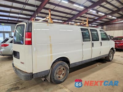 Trzecie zdjęcie samochodu z tyłu: 2012 GMC SAVANA G2500 VIN:1GTW7GCA2C1187727 - miniatura