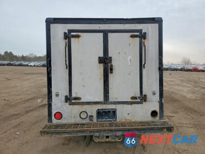 Zdjęcie 6 z 12 samochodu: 2005 CHEV EXPRESS 3500 VIN:1GBHG31U551225523 - miniatura