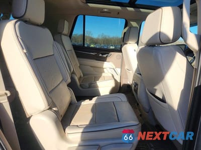 Zdjęcie 11 z 12 samochodu: 2023 GMC YUKON DENALI VIN:1GKS2DKL7PR544605 - miniatura