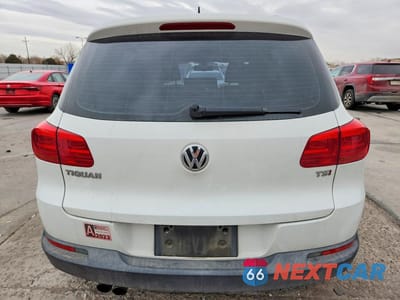 Zdjęcie 6 z 13 samochodu: 2016 VOLKSWAGEN TIGUAN S VIN:WVGAV7AX9GW582600 - miniatura