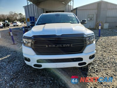 Piąte zdjęcie samochodu w środku: 2021 RAM 1500 BIG HORN/LONE STAR VIN:1C6SRFFT7MN651354 - miniatura