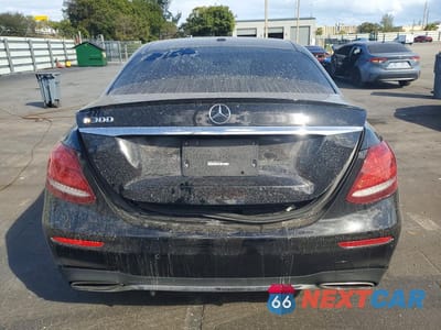 Zdjęcie 6 z 12 samochodu: 2017 MERCEDES-BENZ E 300 VIN:WDDZF4JBXHA105878 - miniatura