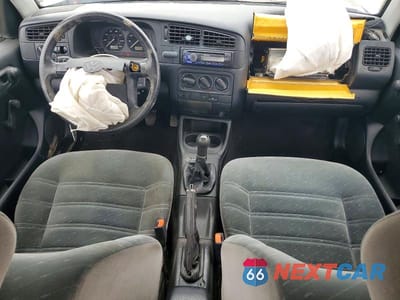 Zdjęcie 8 z 11 samochodu: 1998 VOLKSWAGEN JETTA GL VIN:3VWRA81H7WM209052 - miniatura