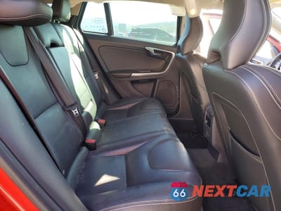 Zdjęcie 11 z 12 samochodu: 2018 VOLVO V60 T5 DYNAMIC VIN:YV140MEL4J2390029 - miniatura