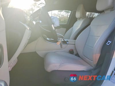 Zdjęcie 7 z 12 samochodu: 2023 MERCEDES-BENZ GLC 300 4MATIC VIN:W1NKM4HBXPU015384 - miniatura