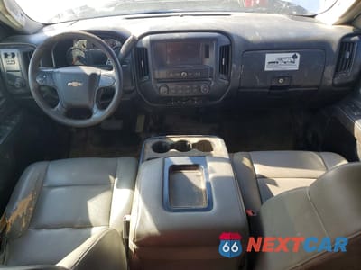 Zdjęcie 8 z 12 samochodu: 2017 CHEVROLET SILVERADO K2500 HEAVY DUTY VIN:1GC2KUEG8HZ291001 - miniatura