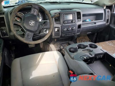 Zdjęcie 8 z 11 samochodu: 2018 RAM 2500 ST VIN:3C6UR5CL9JG308749 - miniatura