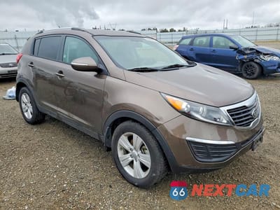 Czwarte zdjęcie samochodu z boku: 2013 KIA SPORTAGE BASE VIN:KNDPB3A29D7522410 - miniatura