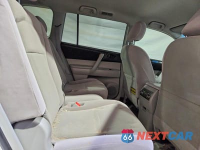 Zdjęcie 11 z 12 samochodu: 2010 TOYOTA HIGHLANDER BASE VIN:JTEBK3EH8A2167114 - miniatura