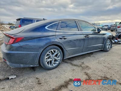 Trzecie zdjęcie samochodu z tyłu: 2020 HYUNDAI SONATA SEL VIN:5NPEL4JA3LH030497 - miniatura