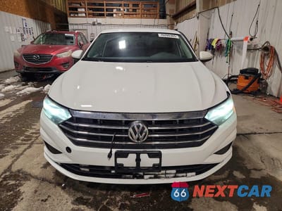 Piąte zdjęcie samochodu w środku: 2021 VOLKSWAGEN JETTA S VIN:3VWC57BU0MM084196 - miniatura