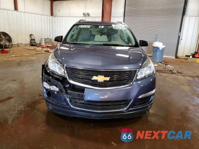 Piąte zdjęcie samochodu w środku: 2014 CHEVROLET TRAVERSE LS VIN:1GNKVFKD8EJ260216 - miniatura